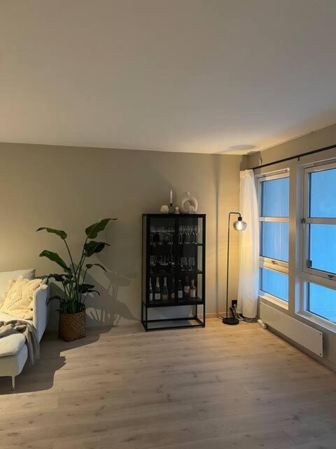 Ons 2024 Modern Apartment, 2 Bedrooms Leilighet *